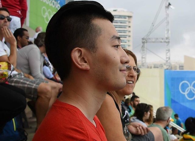 吳敏霞男友首度曝光 顏值高引記者尖叫