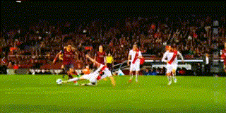 凝结时空 绽放极致——《艺术里的奥林匹克》带您赏析别样艺术风潮的《足球运动员的活力》