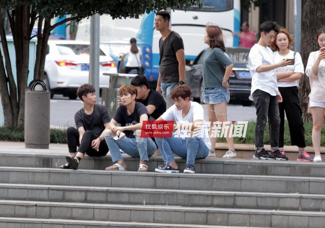 独家：小歇片刻RAIN实力撩妹 限韩令暂无影响