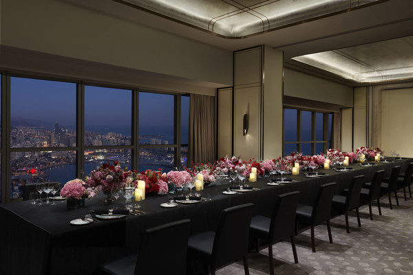 在山海云端 享精彩年会 青岛瑞吉酒店开启岁末年会盛典