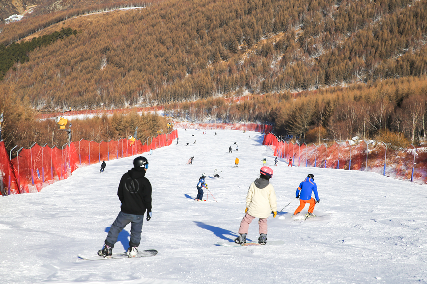 “開板”！崇禮迎來後奧運首個雪季