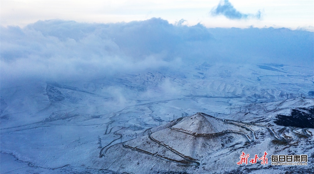 【轮播图】雪山云海相辉映 武威天祝雪景分外美_fororder_4