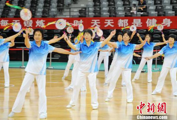 廣場舞悄然流行台灣 兩岸愛好者在福州競技