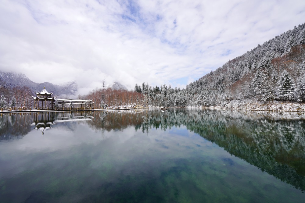 【輪播圖】隴南：湖綠村靜雲繞 雪後官鵝溝水墨畫一般_fororder_12