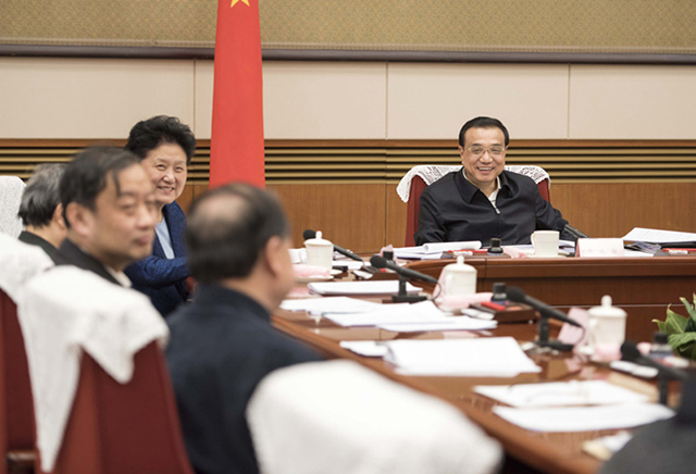 2016年1月27日,李克强总理主持召开国务院常务会议,部署全面加强