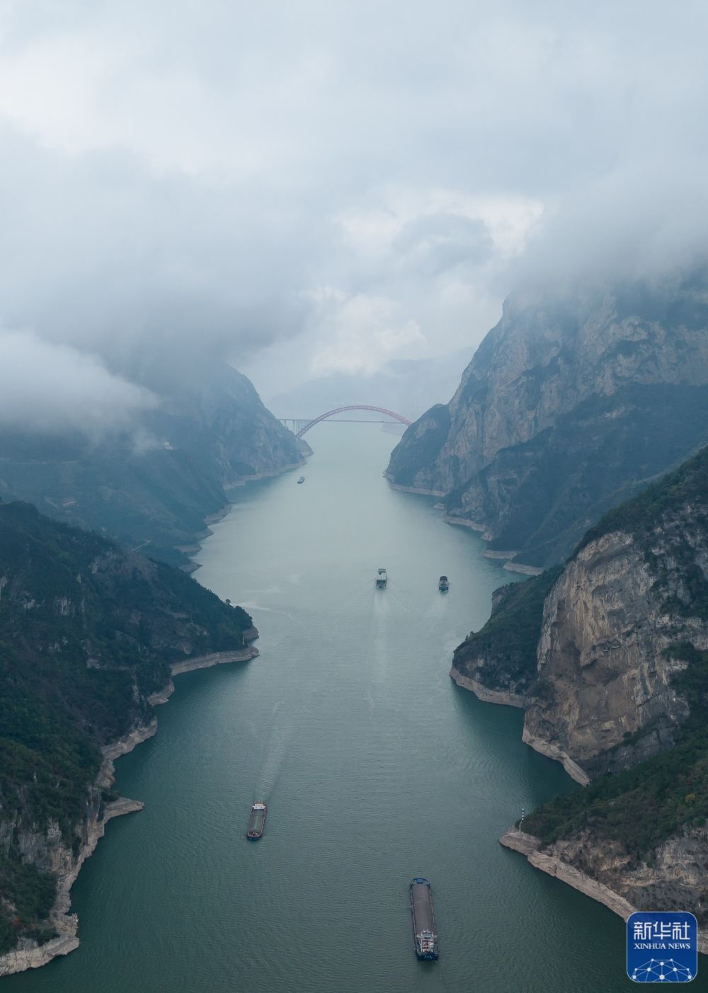 湖北宜昌：煙雨三峽