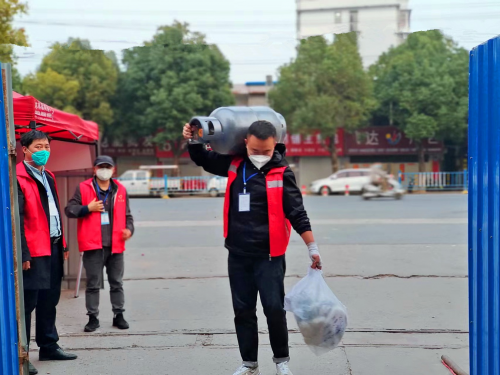杨翔宇：坚守为民初心 书写无悔青春