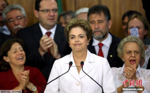 巴西参议院投票表决 确定将继续弹劾总统罗塞夫