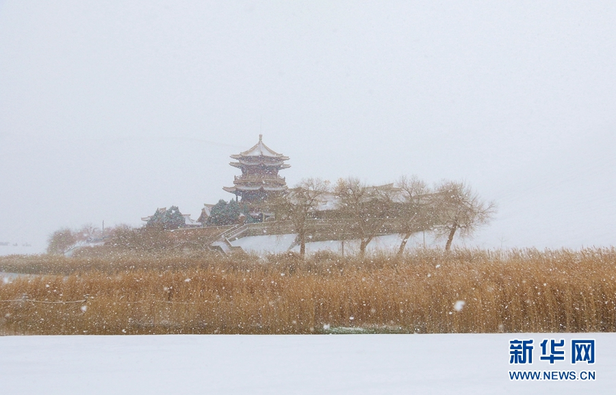【轮播图】雪落鸣沙山月牙泉_fororder_2