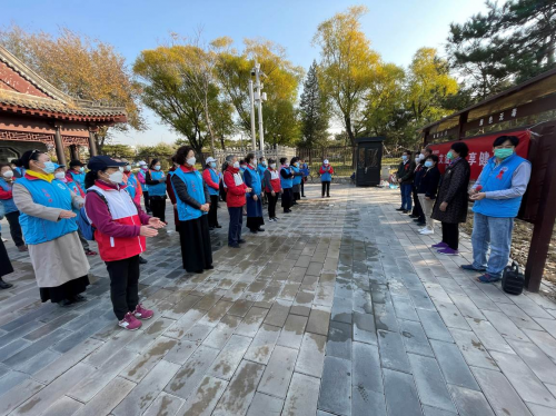 用爱点亮红丝带——第35个世界艾滋病日宣传活动