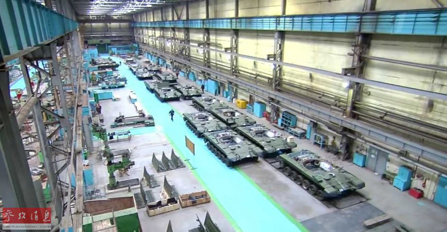 锻造"死神"!看俄工厂制造喷火坦克(组图)