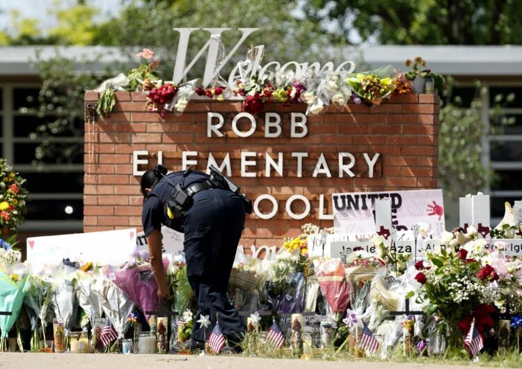 美国罗布小学枪击受害者索赔270亿美元