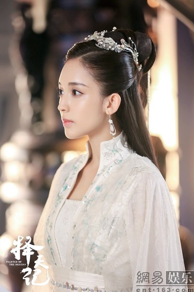 《择天记》首次探班  鹿晗被夺“第一次”