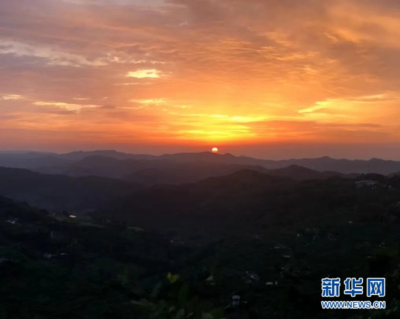 （转载）成都龙泉驿区：汽车城里的生活美学 蓬勃工业上绽放的文产之花