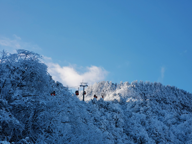 漂亮！雪后的瓦屋山宛如童话世界_fororder_摄影--宋佳铃1
