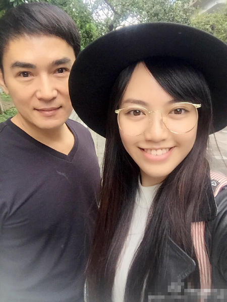 焦恩俊21岁女儿近照曝光 大眼貌美似Angelababy_娱乐_腾讯网