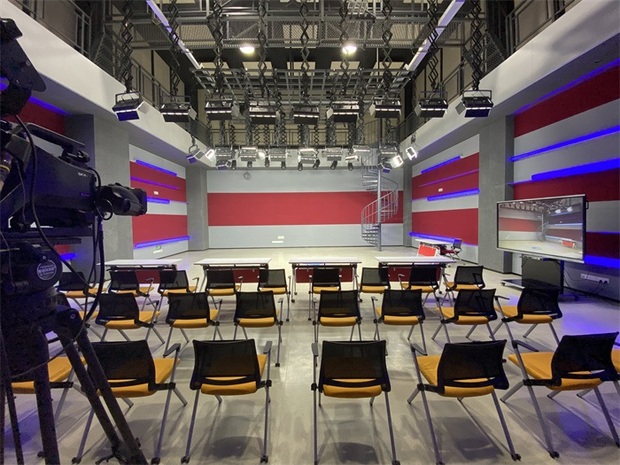 【娱乐】上海戏剧学院成立国内第二家高校电影制片厂