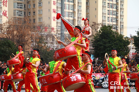 陕西鄠邑舞出新时代 “鼓舞之乡”热闹过大年