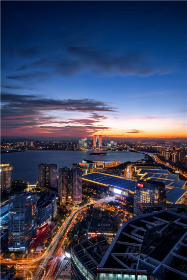 苏州连续11年获评“外国专家眼中最具吸引力的中国城市”_fororder_4