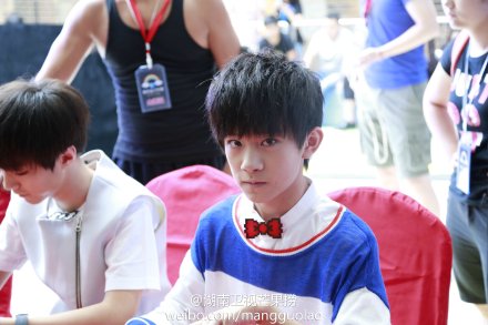 tfboys隊長王俊凱回應情史和早戀真相 “我在好好讀書和演出”