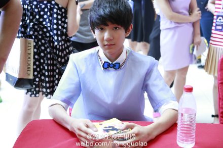 tfboys隊長王俊凱回應情史和早戀真相 “我在好好讀書和演出”