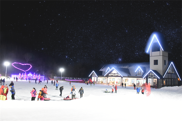 12月9日起，神农架各大滑雪场陆续“开板”_fororder_图片14
