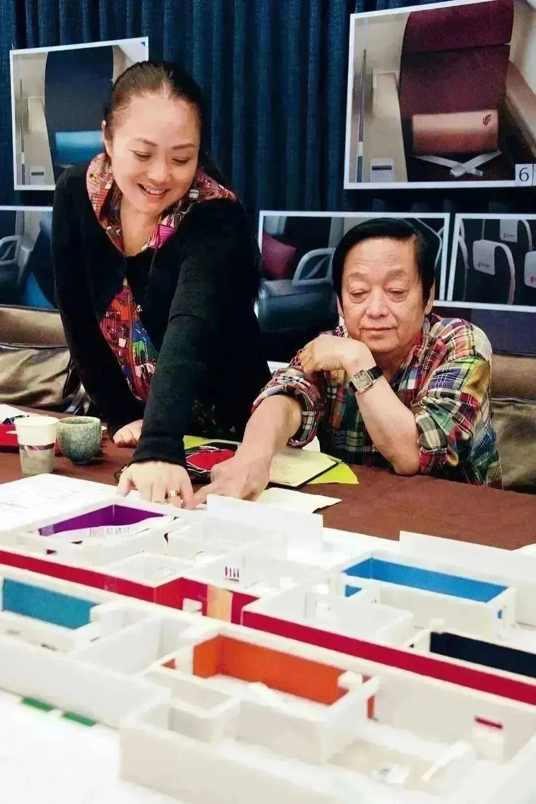 没有一天能放下韩美林为妻子周建萍新书恰逢其时作序