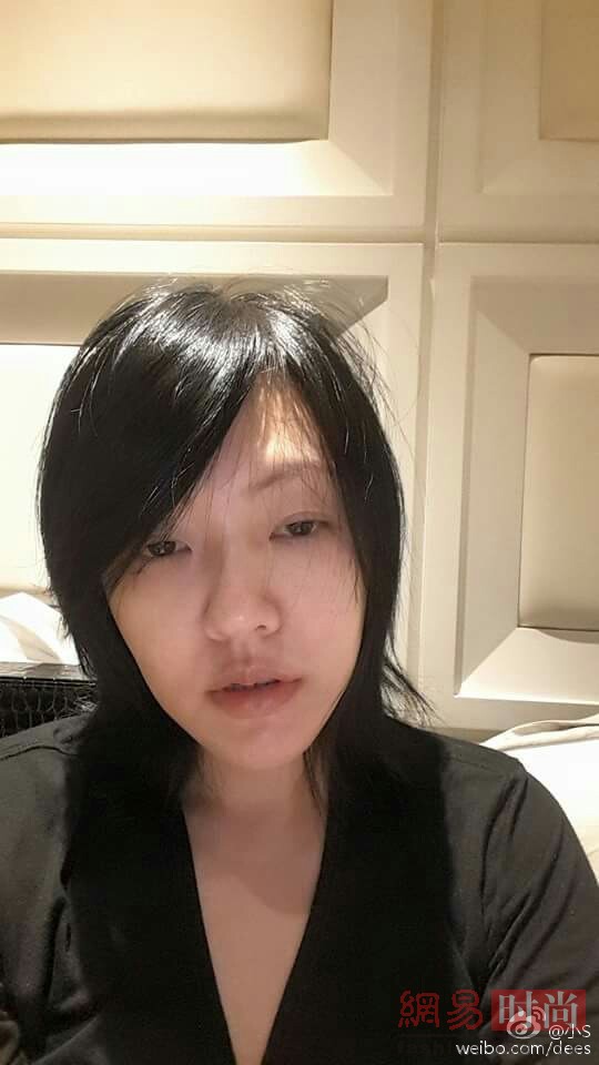 鹿晗素颜自拍撞脸小S 小S有多散发素颜自拍