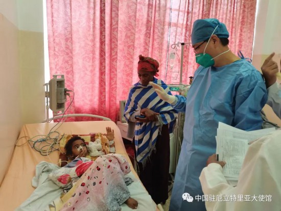 厄记者积极评价厄中医疗合作及中国援厄医疗队发挥的作用