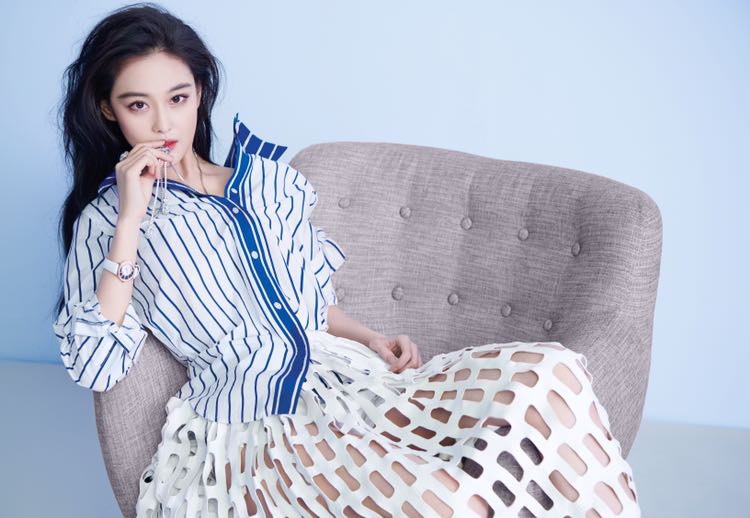 张馨予自认太直爽 应该学习有些艺人的“两副面孔”…