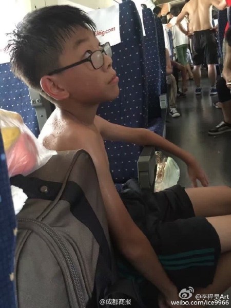 北京至深圳高铁故障 乘客被闷2小时险虚脱