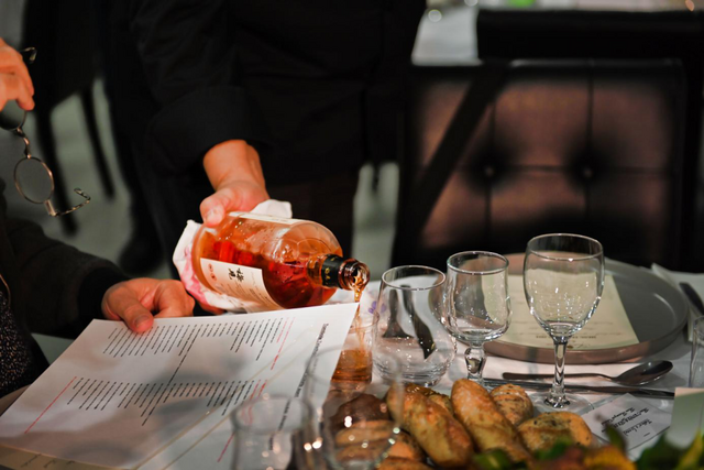 重庆酿造东方味道闪耀巴黎