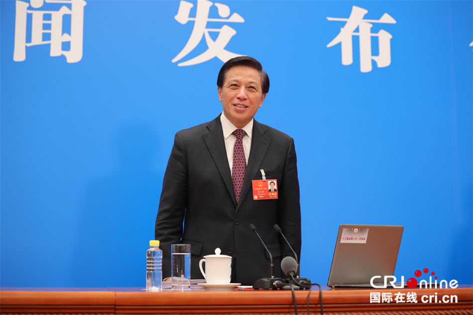 新发言人亮相十三届全国人大一次会议举行首场新闻发布会组图
