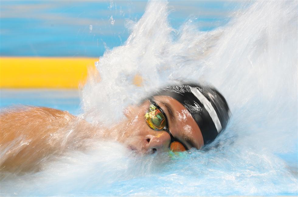 男子1500米自由泳决赛：意大利选手夺冠