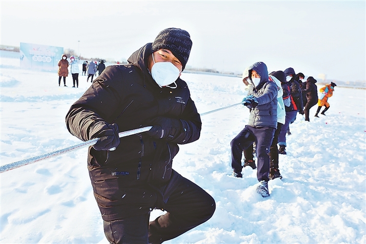 同江首届冰雪旅游文化节开幕_fororder_1