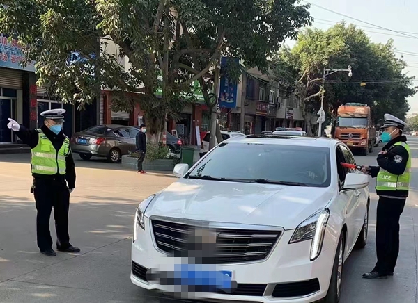 （转载）广汉市公安局交警大队“三强化”开展酒驾醉驾整治行动