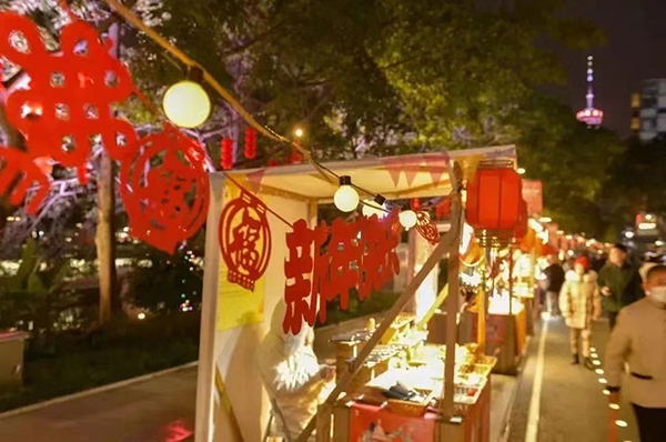 成都成华区：氛围感拉满 成华街头很美_fororder_望平坊-供图-成华区融媒体中心