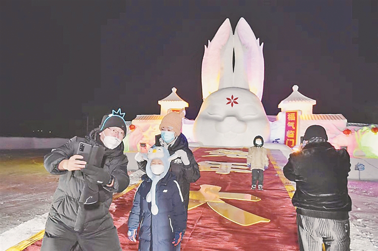 牡丹江雪堡开园纳客！