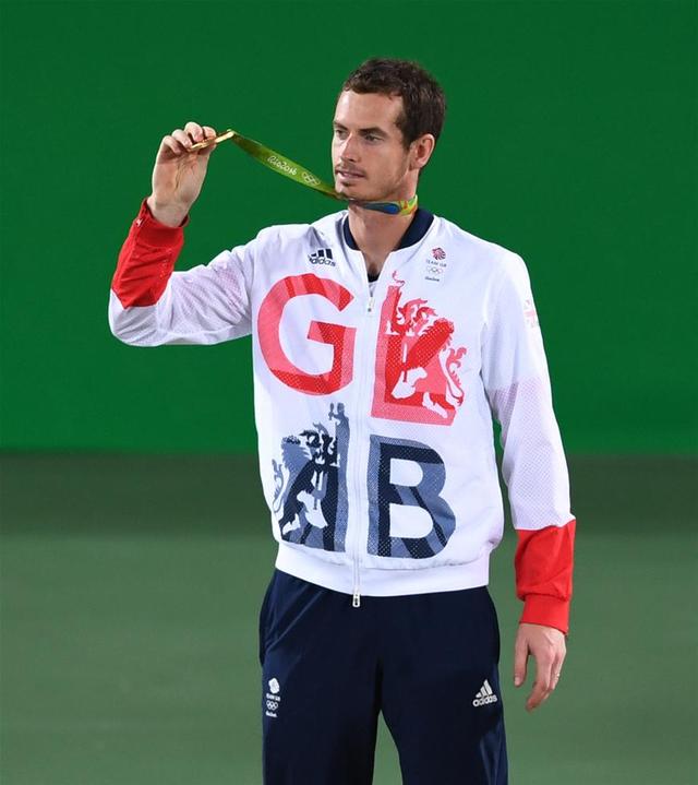 網球男單:默裏成功衛冕 網球男單:默裏成功衛冕