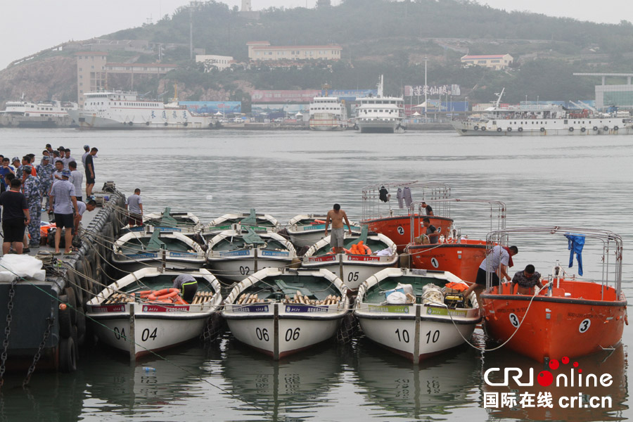 "海峡勇士-2016"横渡渤海海峡舢舨邀请赛结束