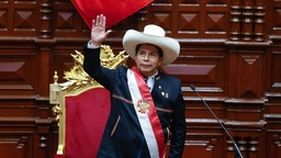秘魯抗議持續 總統提議提前大選遭國會拒絕