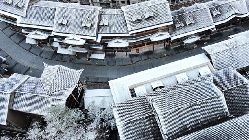 【“飛閱”中國】雪落古城 古韻悠然