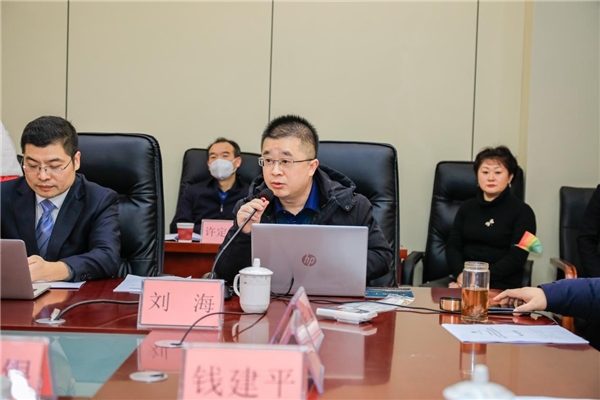 中管院公共安全应急防控研究中心江苏办揭牌启动成功