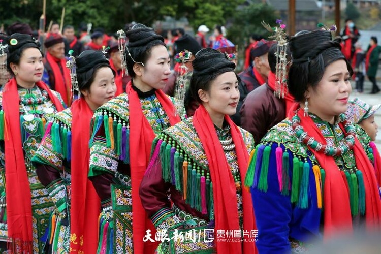 贵州榕江：侗寨欢度“记间节”