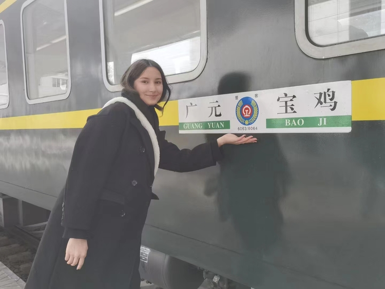 【陜耀國際·17期】中國慢火車專題片發佈 俄羅斯女孩把人間溫情講給家鄉聽_fororder_微信圖片_20230131111218