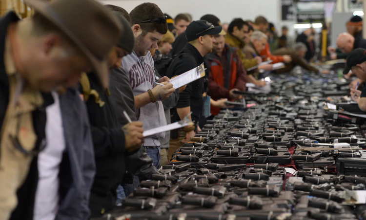 枪患何时休？ 美国犹他州发生家庭血案八人丧生