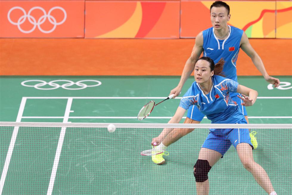 羽毛球混双：张楠/赵芸蕾无缘决赛