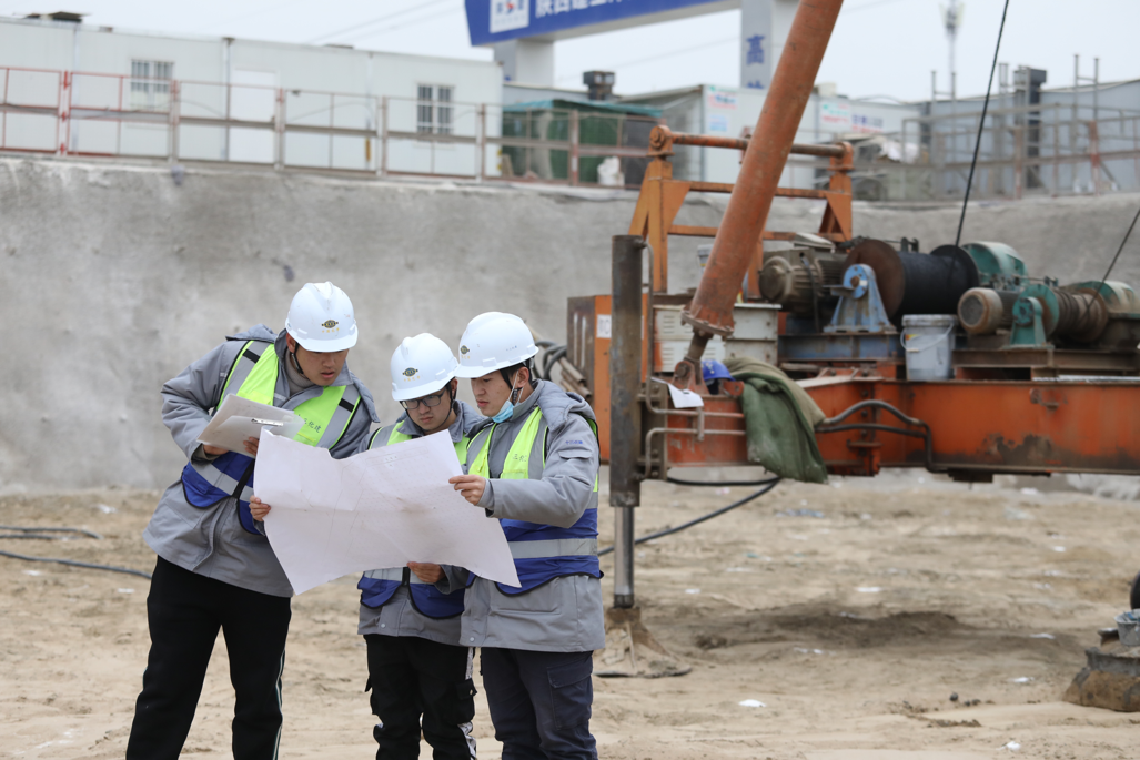 西咸新区沣西新城：新年复工  开足马力“建”项目_fororder_图片14