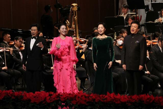 “怀疆之夜·感恩”丁毅从艺45周年音乐会成功举办