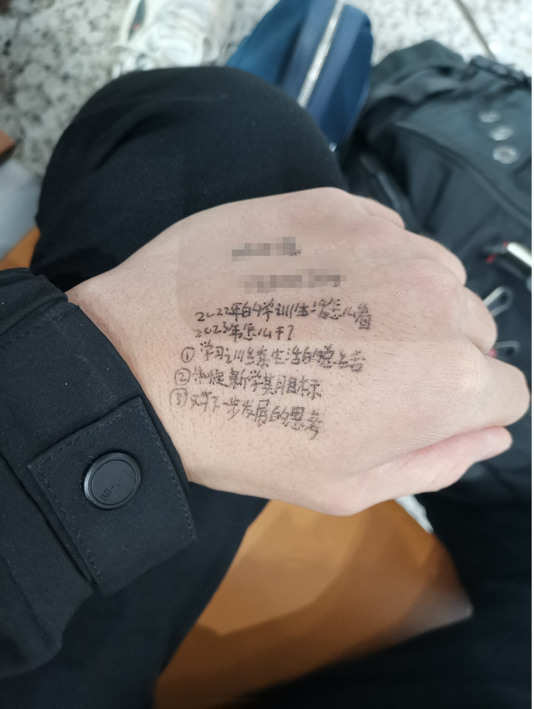 春运时刻 | 火车站里的翘首以盼_fororder_图片3